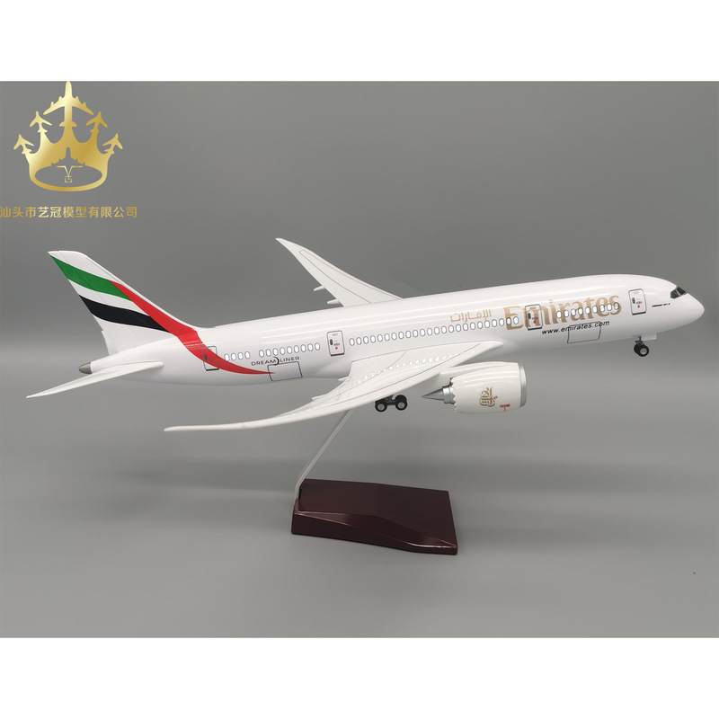 787 Emirates Aircraft Model Re - огляд і ціна Model Airplane Plastic