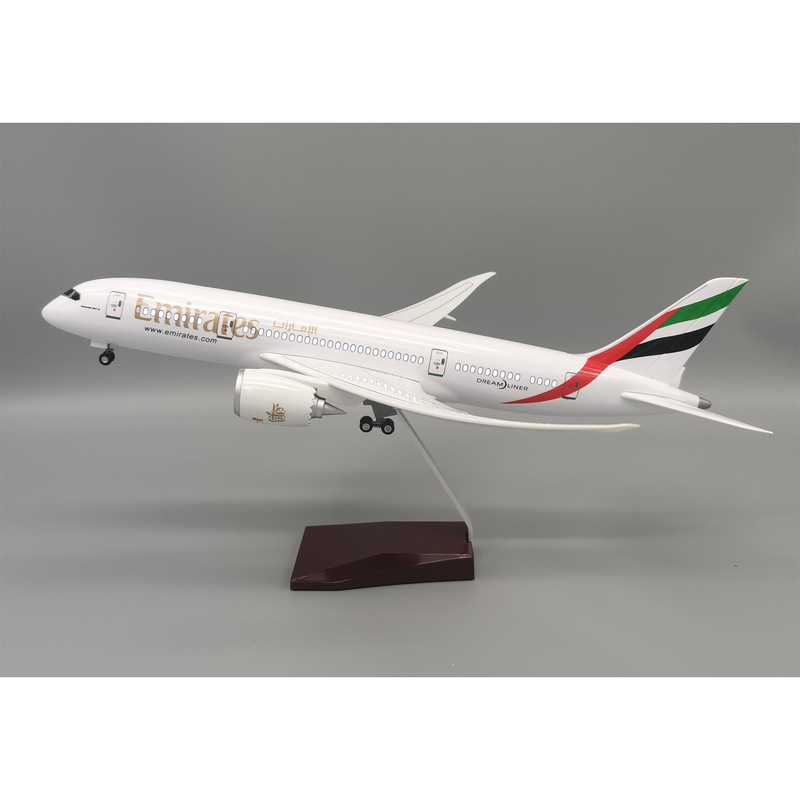 787 Emirates Aircraft Model Re - огляд і ціна Model Airplane Plastic