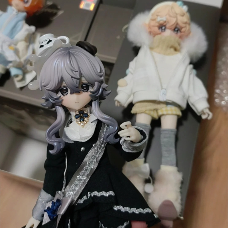 Genuine Mirai Dolls Boxed Furr - огляд і ціна Vinyl Figure Blank